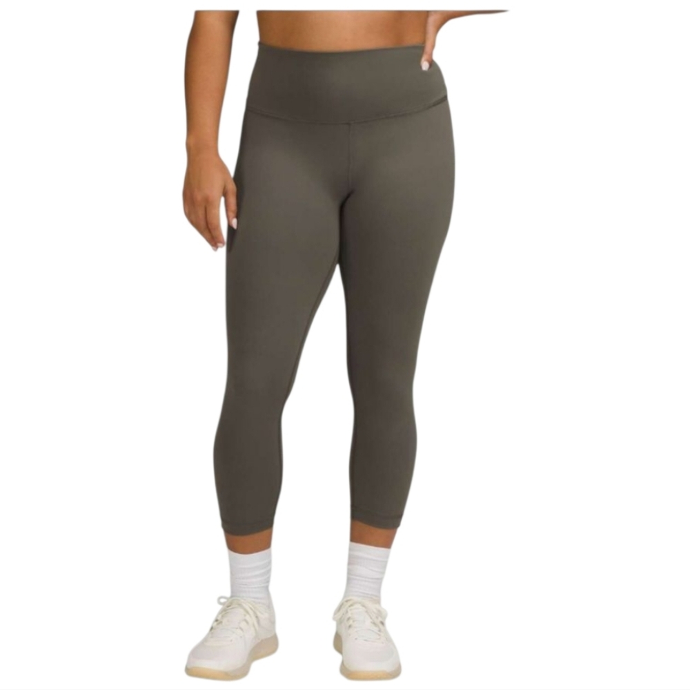 Lululemon Wunder Train High-Rise Crop 23"